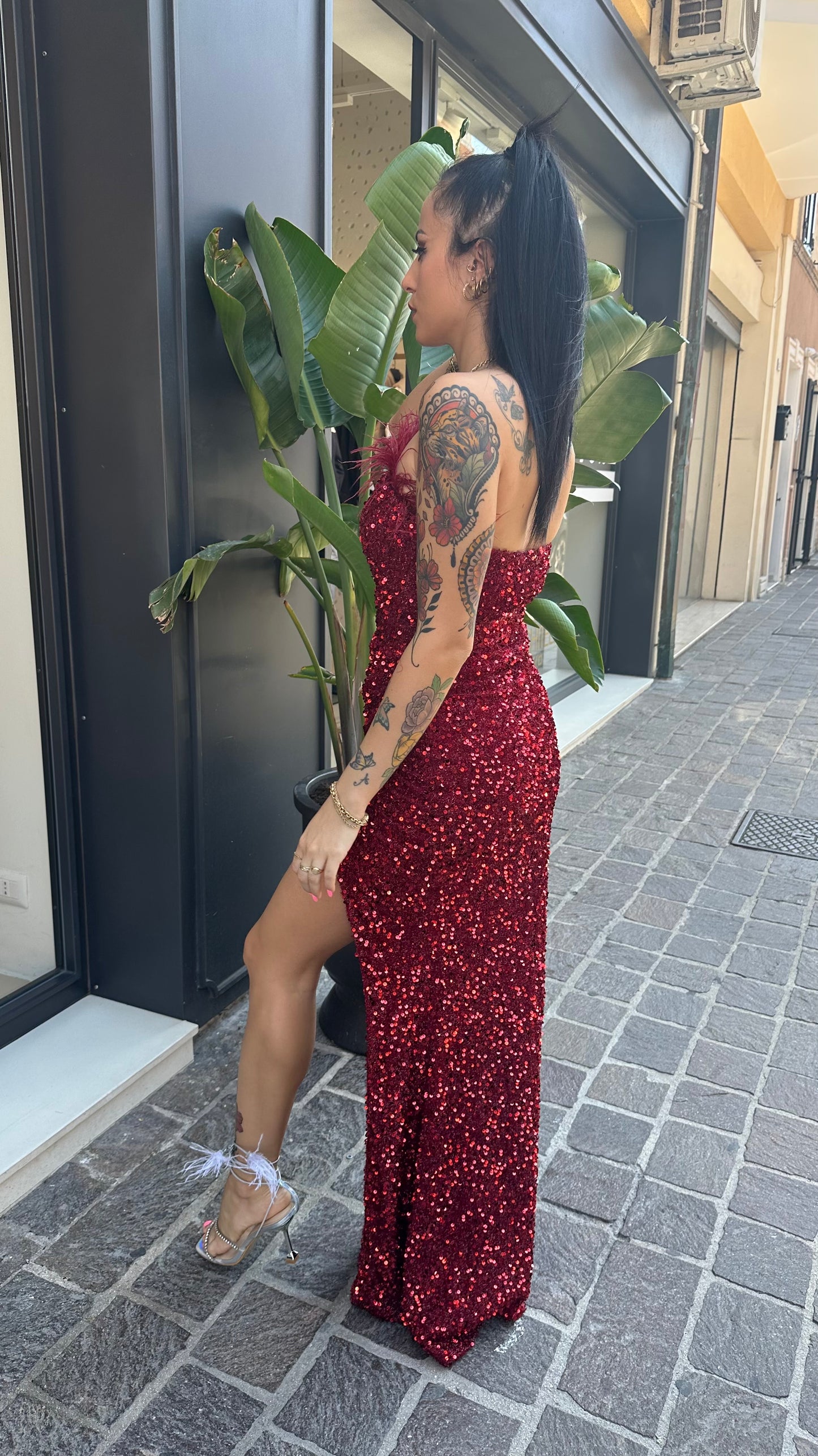 ABITO PAILLETTES
